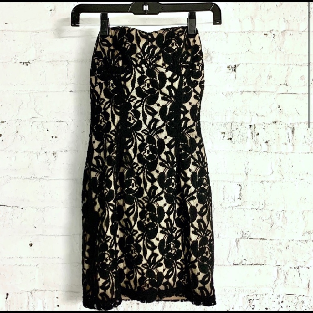 FOREVER 21 Mini Black Lace Dress